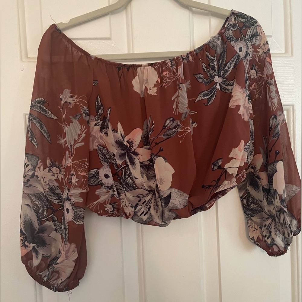 Off shoulder crop top